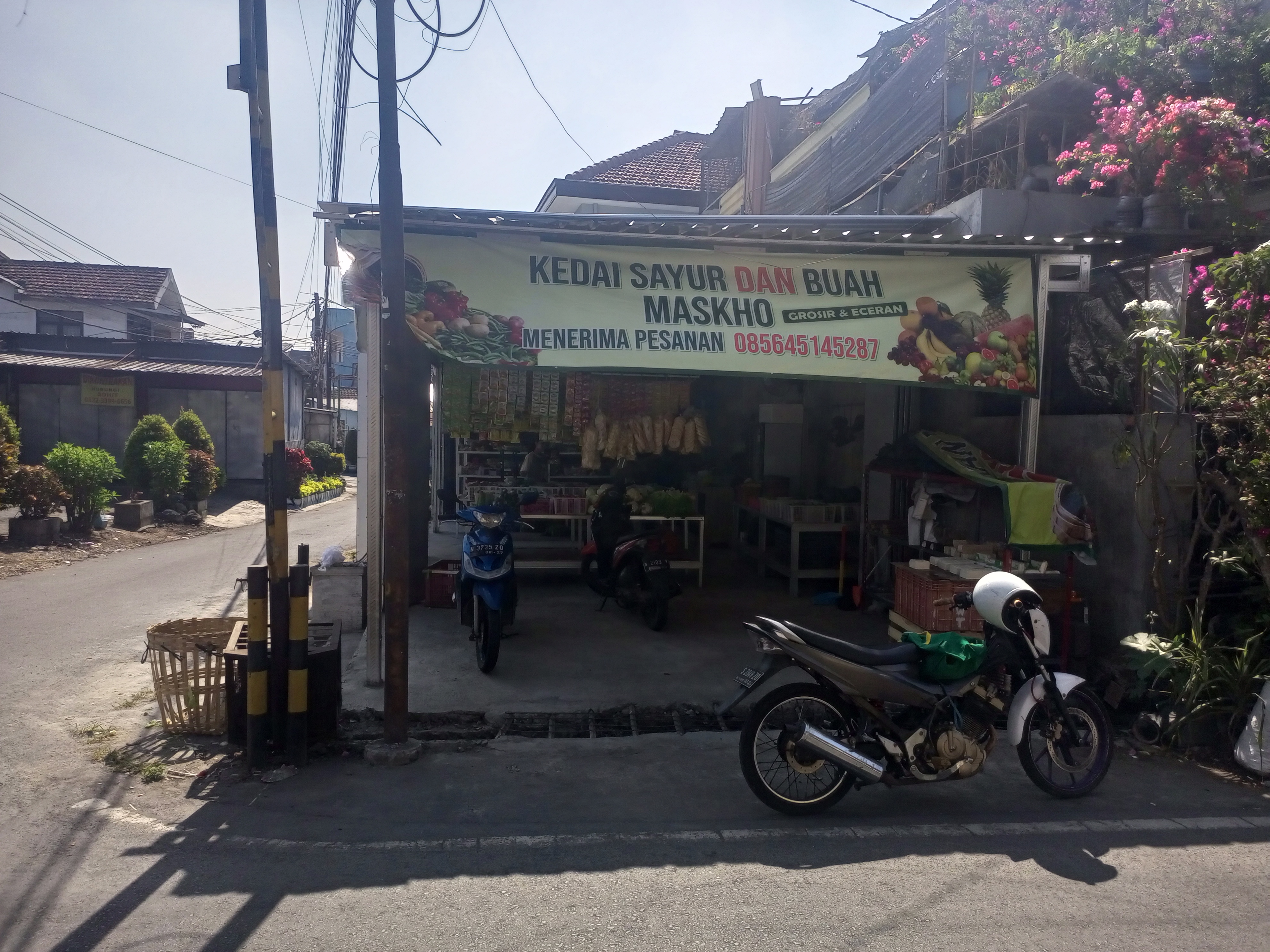 Toko sayur MASKO tlogo agung